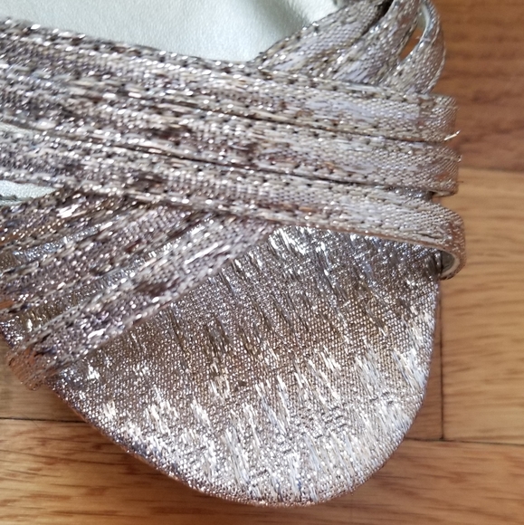 Gold Shimmery High Heel Shoes NIB *Make Offer* - Picture 7 of 7